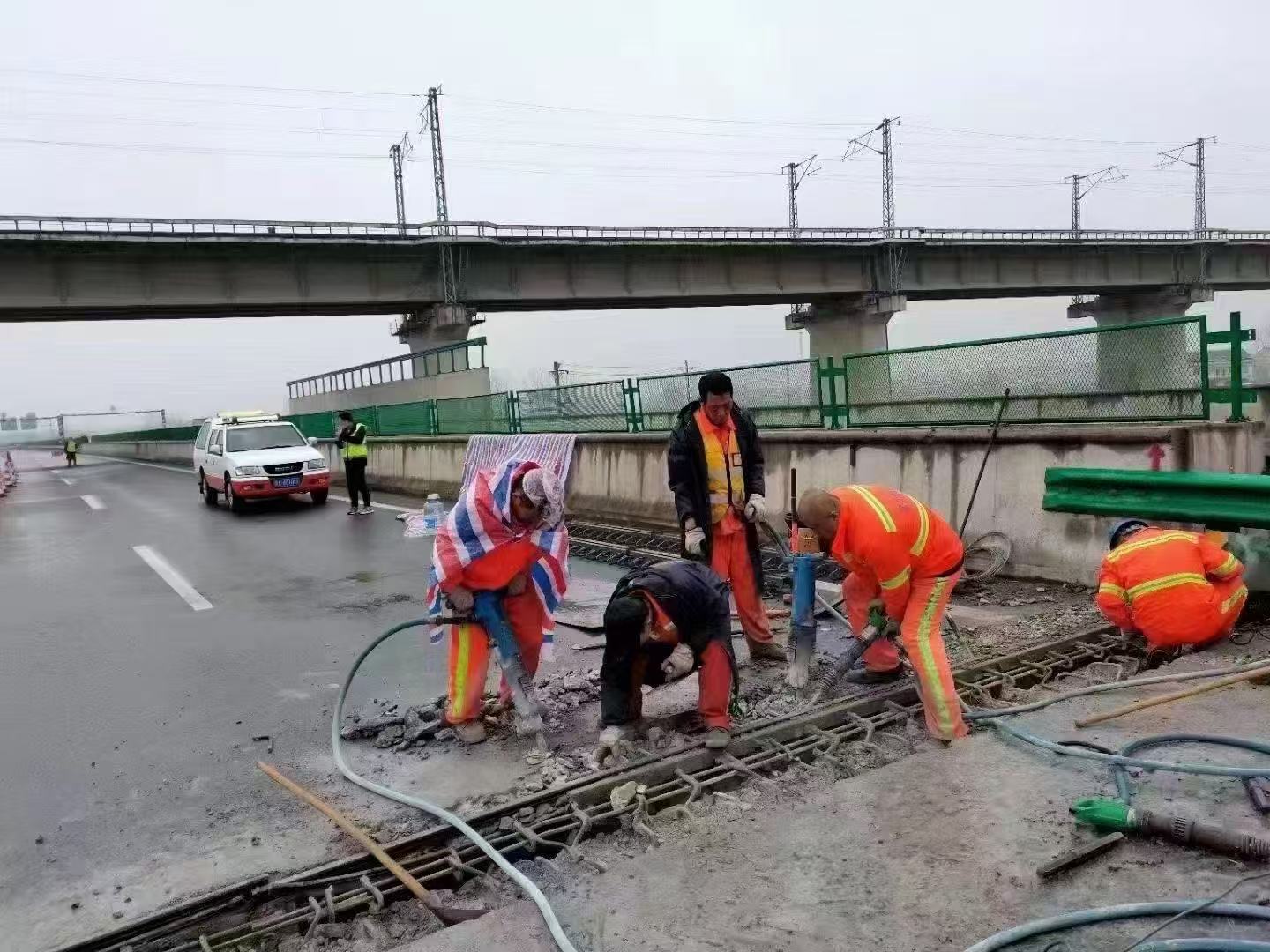 东乡桥梁伸缩缝抢修料